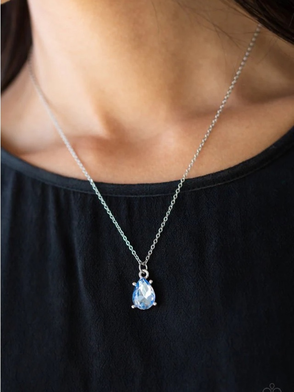 Paparazzi Jewelry - Vintage Classy Classicist Blue Necklace